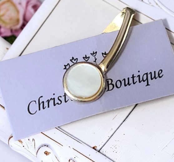 Vintage Goldtone and Pearlized Center tie clip