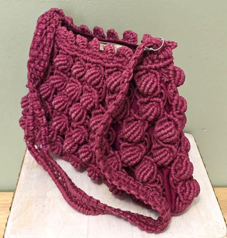 Fran Gilmone Macrame Knobby Rose Color Vintage Handbag