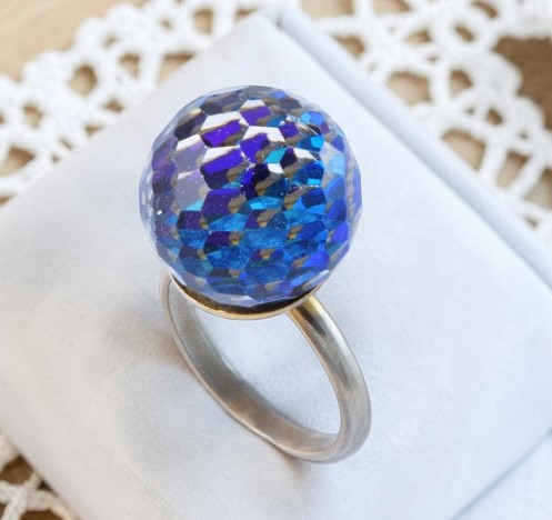 Crystal Color Changing Spectrum Blues to White Vintage Ring