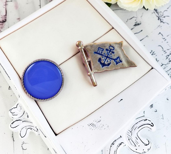 Set of 2 Tie Pins Flag w/Anchor/Key Motif & Blue Moonglow