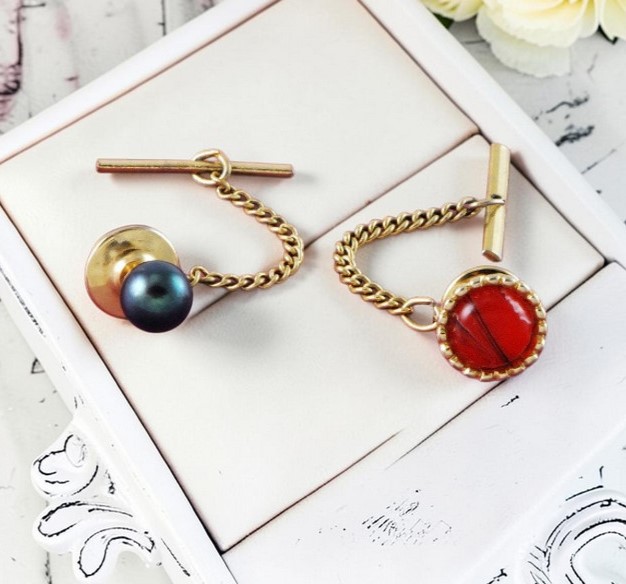 Set of 2 Gold Tone Stone & Pearl Tie Tacks