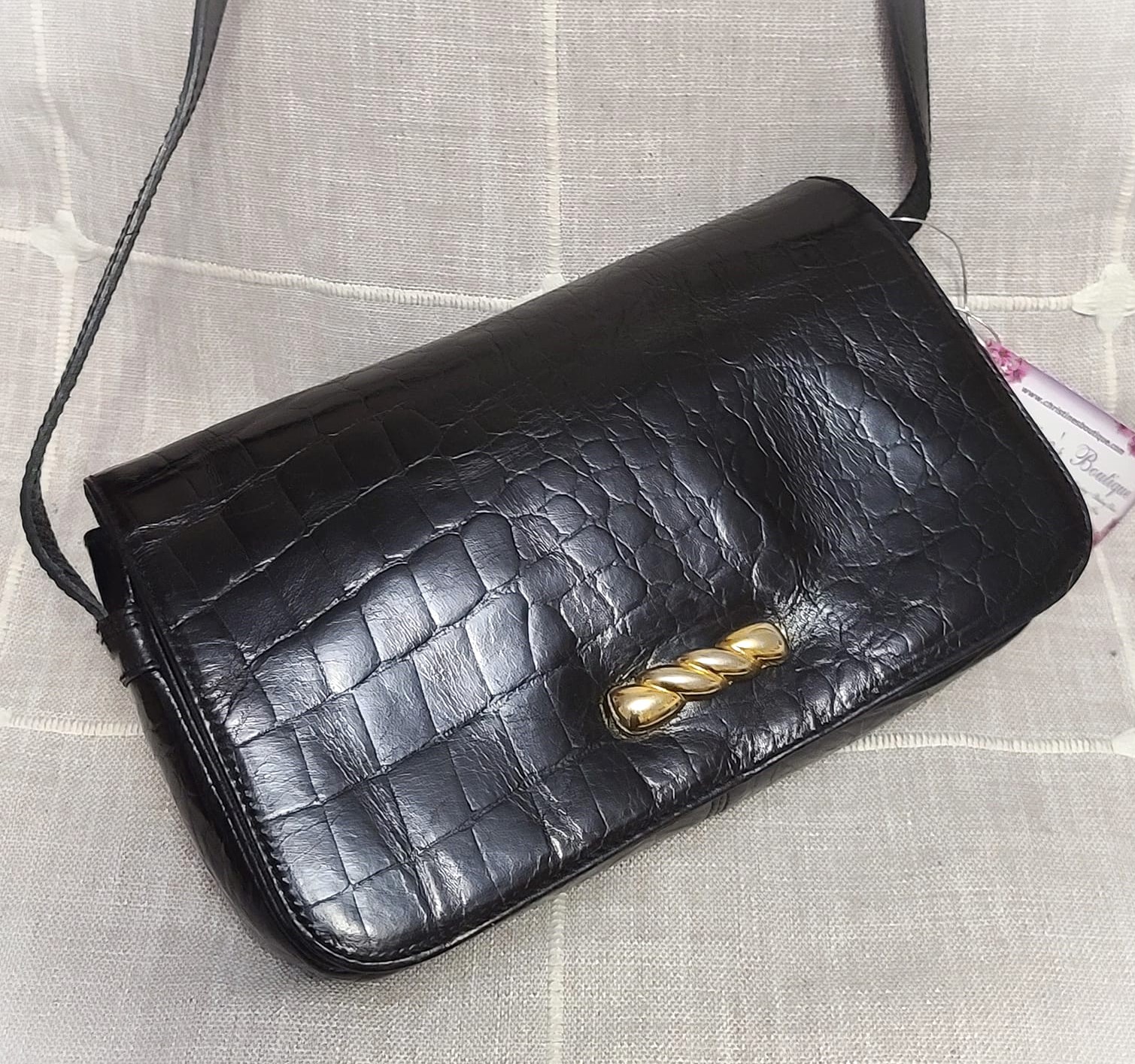 Accessory Lady Black Embossed Alligator Pattern Handbag