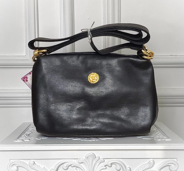 Jennifer Moore Black w/Gold Accent Vintage Handbag