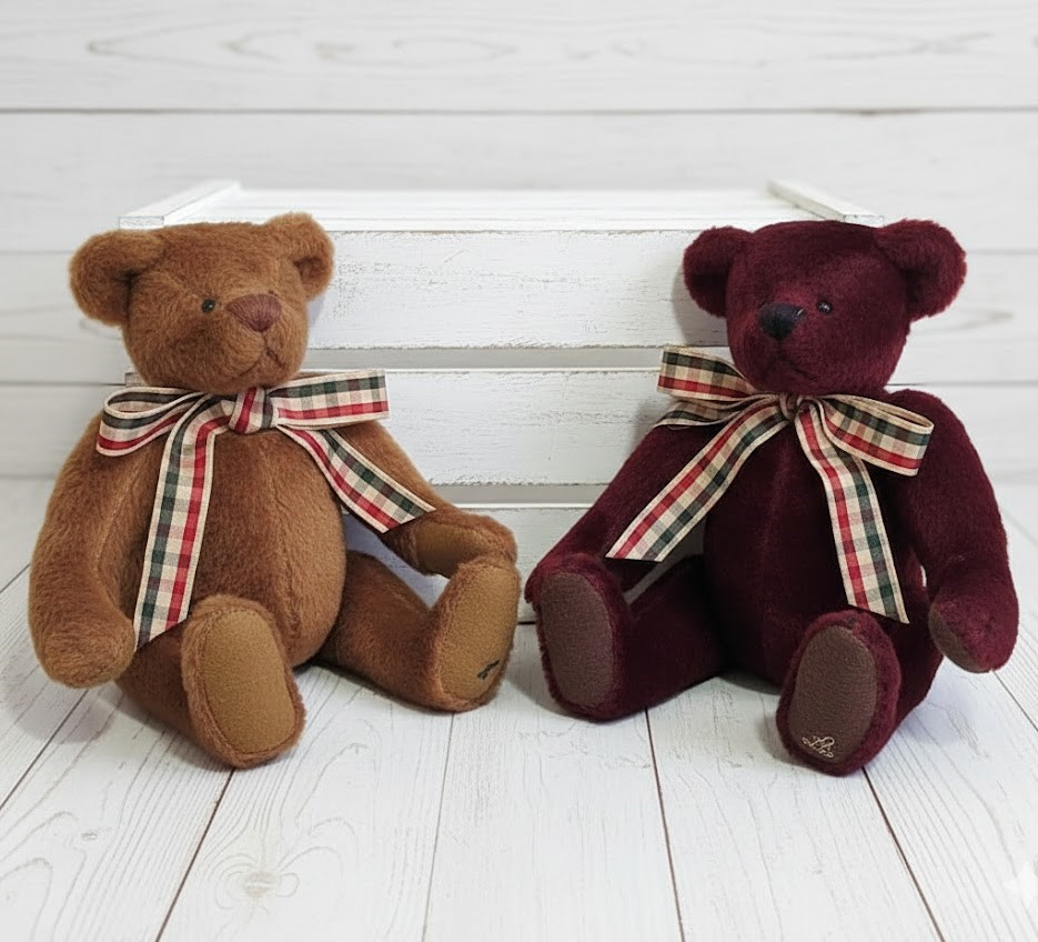 Cottage Collectibles Set of 2 Miniature Bears Cranberry & Muffin