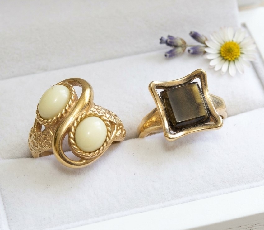 Sarah Coventry Vintage Rings Set of 2