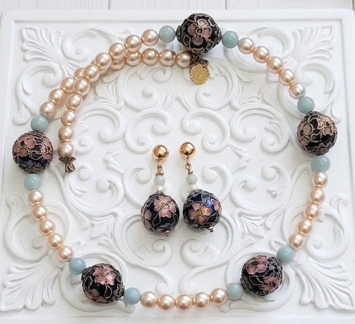 Smithsonian Institute Cloisonne & Pearl Necklace & Earrings