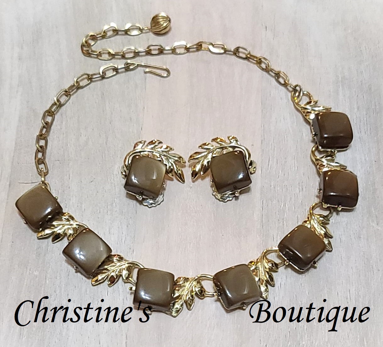 Thermoset Chocalate Brown Moonglow Necklace & Earrings - Click Image to Close