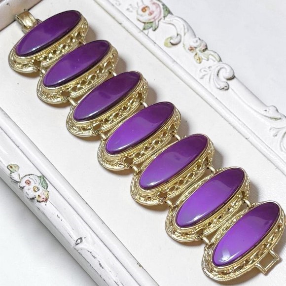 Thermoset Vintage Purple Bracelet