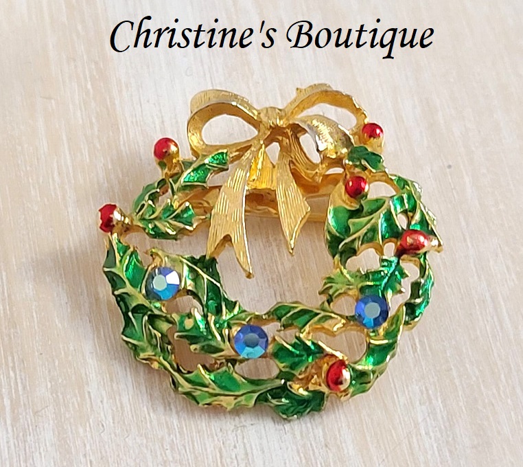 Christmas Wreath Vintage Pin - Click Image to Close