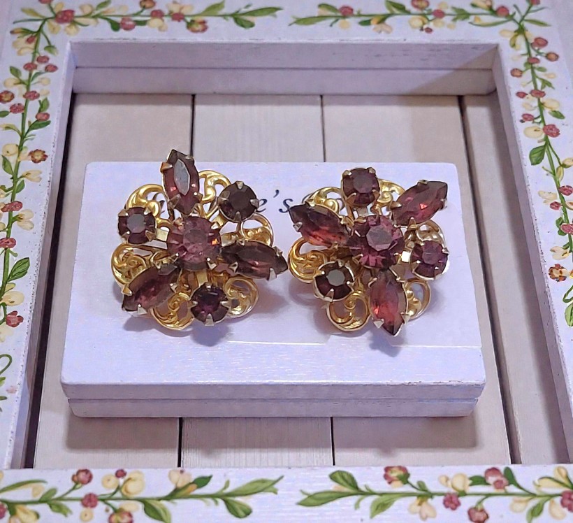 Purple rhinestone pins, set of two, vintage