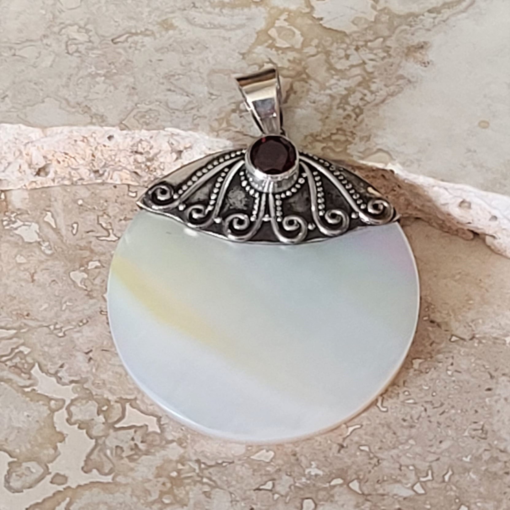 Garnet Gemstone & Shell Oxidized Design 925 Silver Pendant