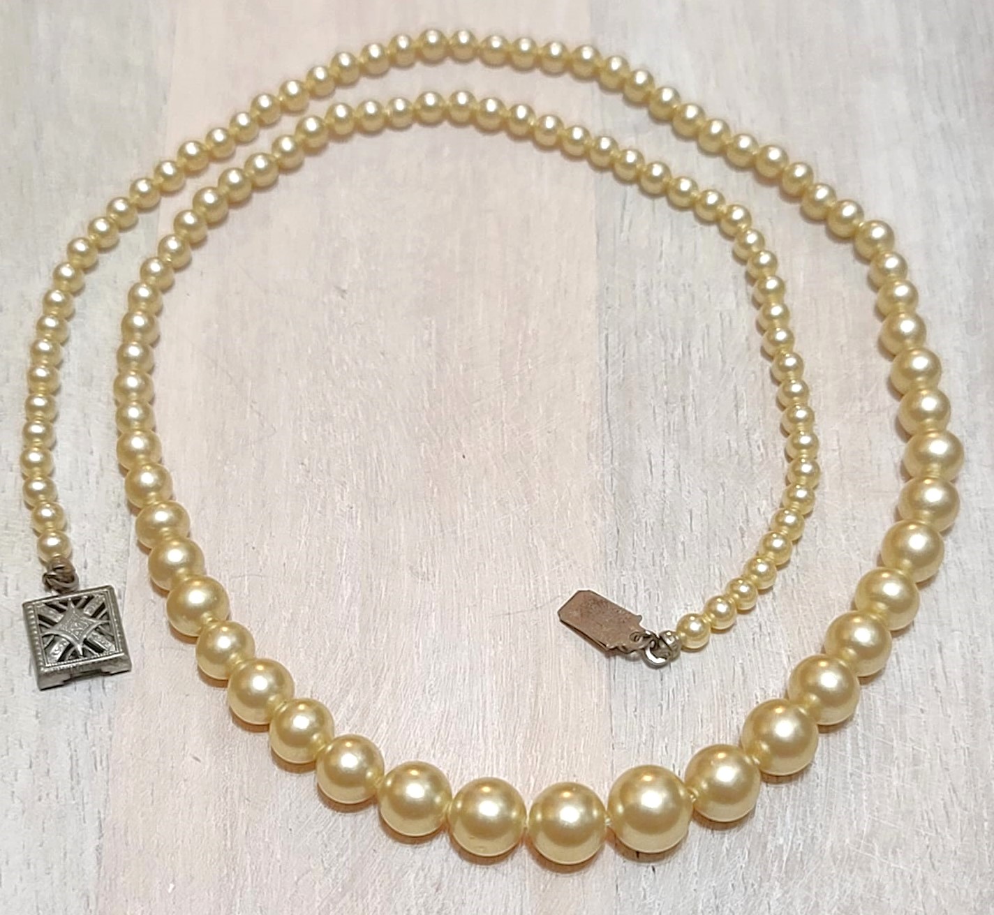Pearl necklace, vintage, petite necklace, graduated costume pearls with box clasp
