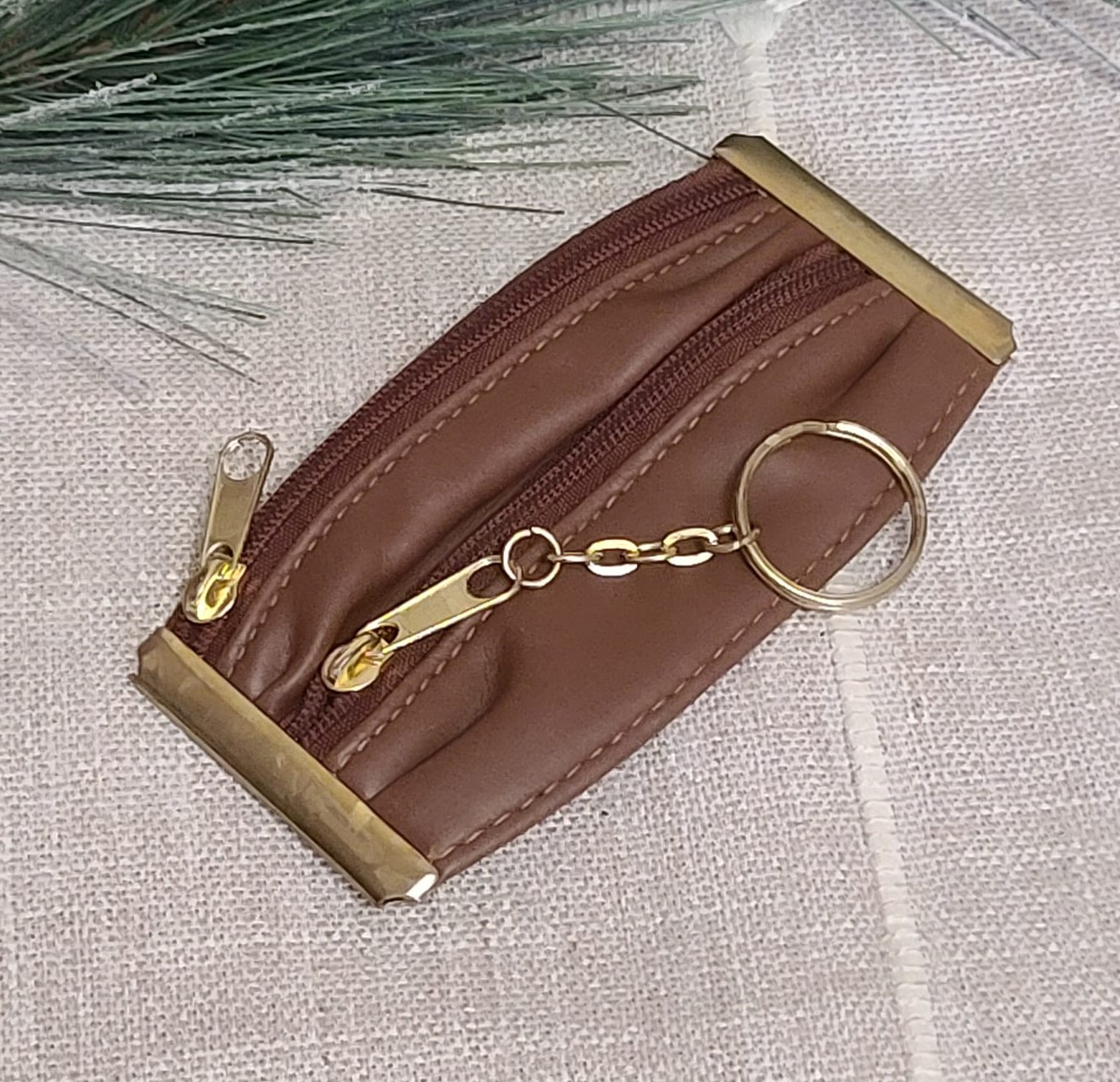 Double Compartment Coin Purse Keychain Vintage New - Brown - Click Image to Close