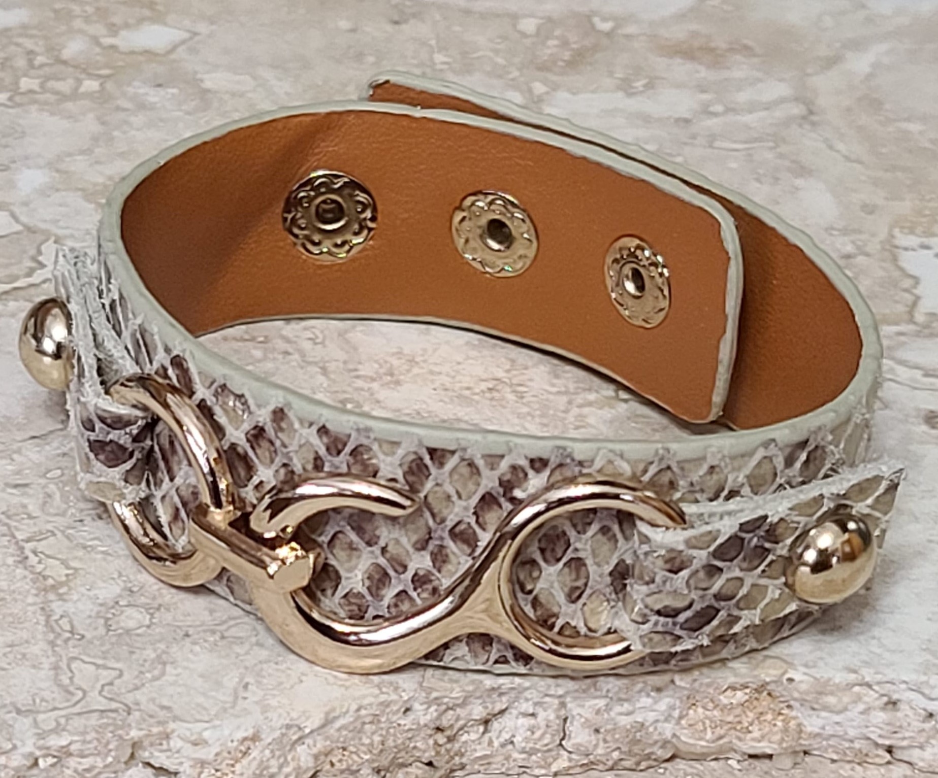 Animal Pattern Vegan Leather Band Style Bracelet - Color Natural