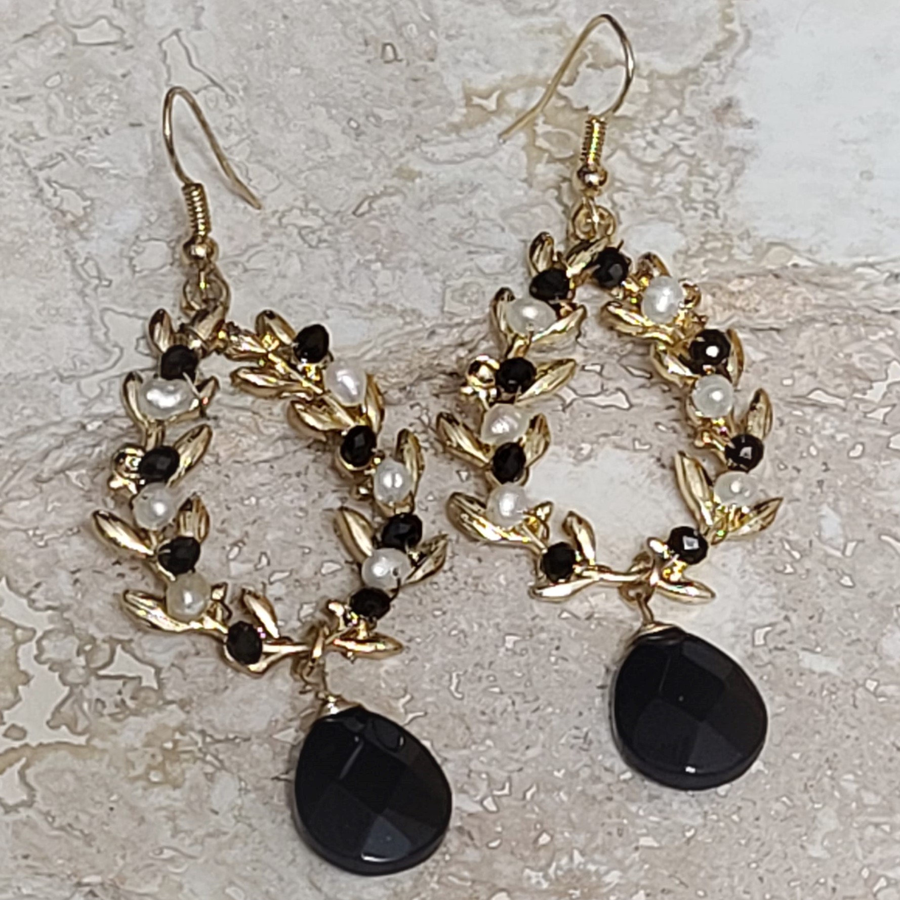 Black Onyx Gemstone & Freshwater Pearl Dangle Earrings