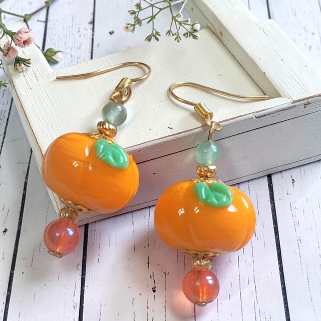 Lampwork glass pumpkin earrings