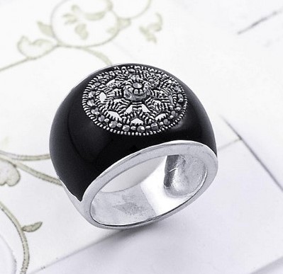 Marcasite and Black Enamel Sterling Silver Ring Size 8 Marcasite and Black Enamel Sterling Silver Ring Size 8