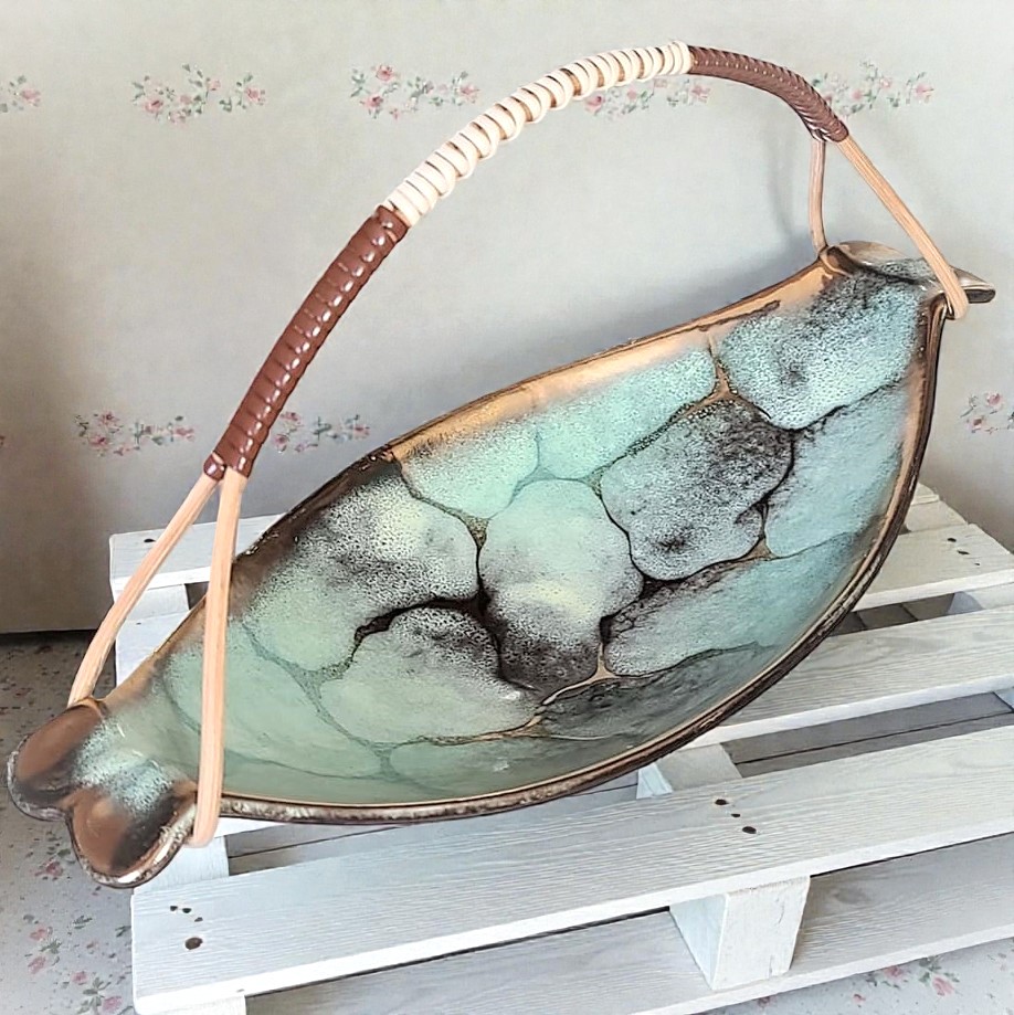 Gold Leaf Turtle Shell Pattern Pottery Dish w/ Bamboo Handle