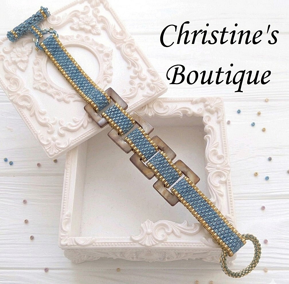 Miyuki Glass Beaded Bracelet with Centered Shell Links