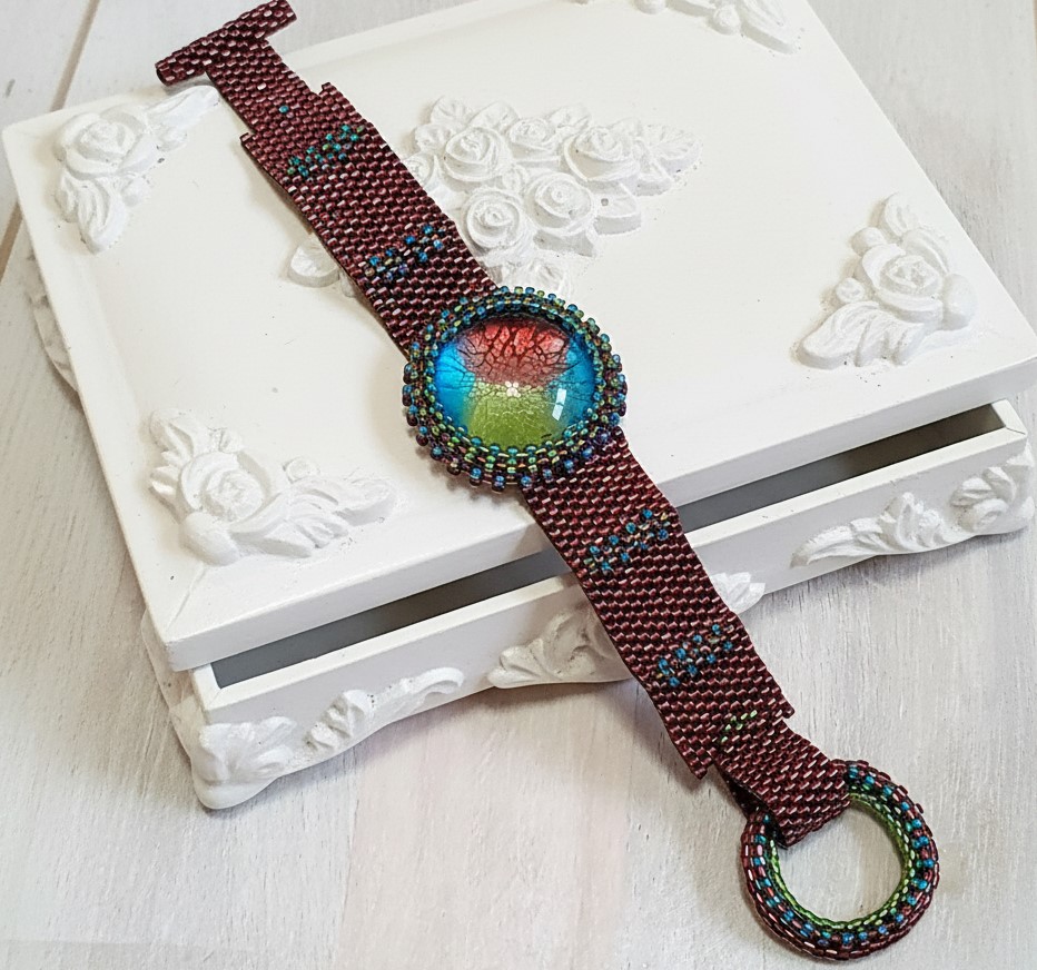 Miyuki Glass Bracelet with Dichroic Glass Cabachon