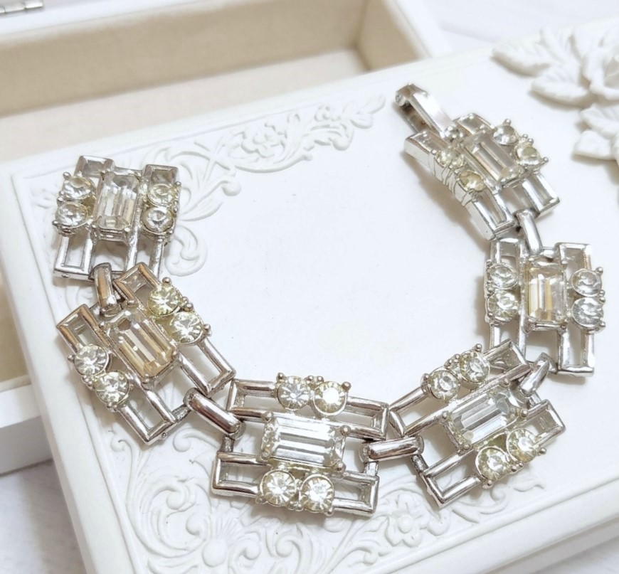 Vintage rhinestone bracelet, square link with white rhinestones