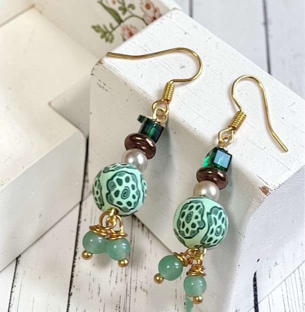 Beaded St Patricks Day Earrings, Chubby Leprechaun