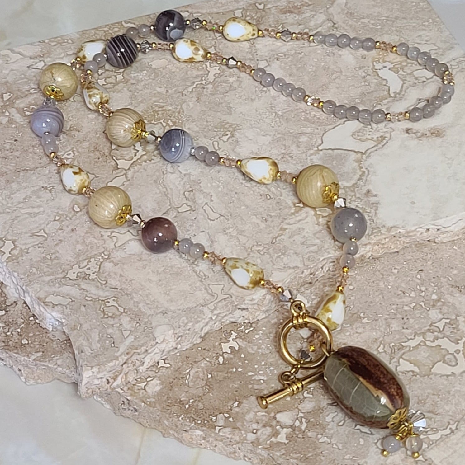 Agate Gemstone, Crystal & Glass Pendant Necklace