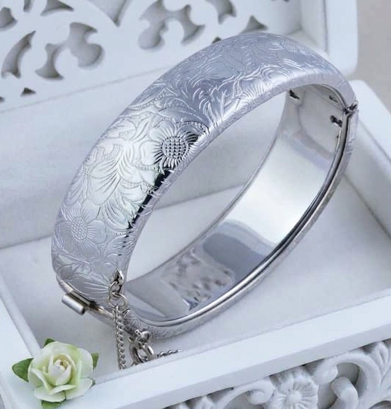 Engraved Floral Bangle Bracelet with Safety Chain