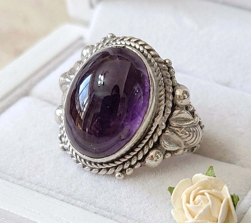 Amethyst Natural Gemstone 925 Sterling Silver Ring Size 8