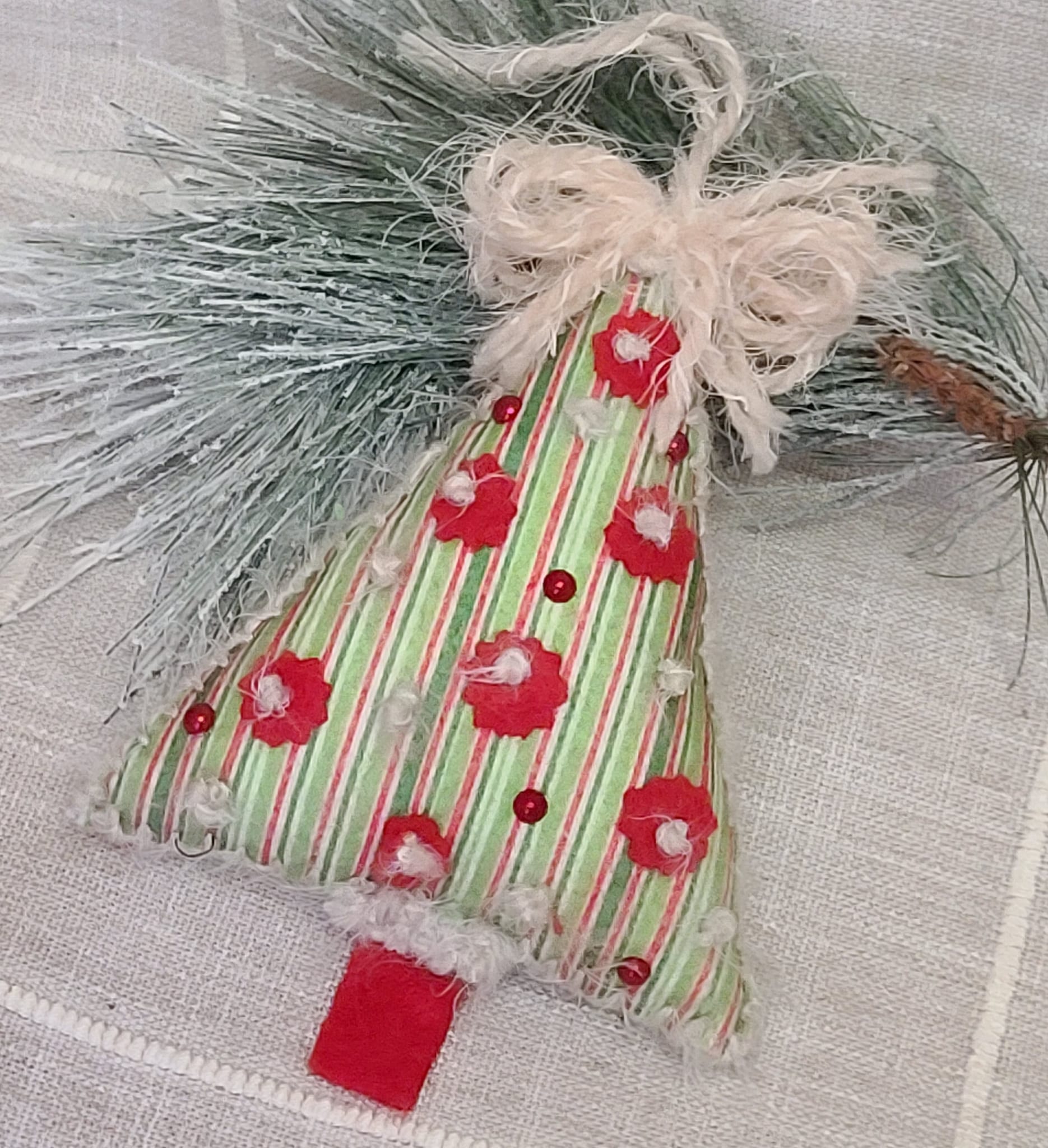 Christmas felt tree ornament - red and white stripe - Click Image to Close