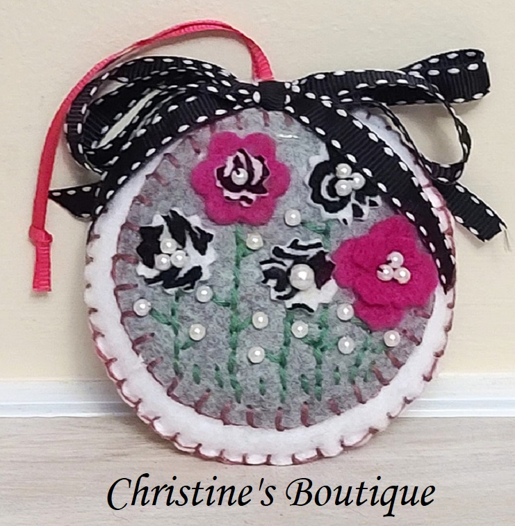 Felt embroidery round ornament pink,black & white flowers