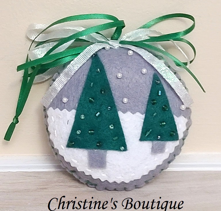 Felt evergreen trees round ornmanet - green and white bow - Click Image to Close