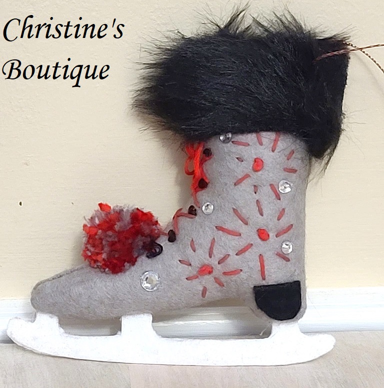 Felt ice skate with fur trim and embroidery - Gray with Red