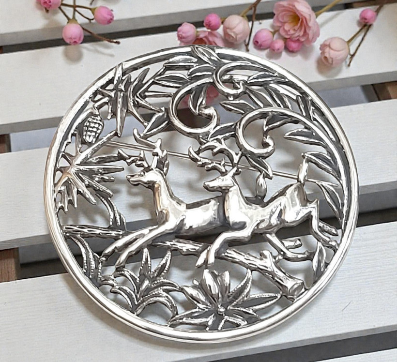 Sarah Coventry jewelry, vintage reindeer winter scene large brooch, pin 2 3/4 " x 2 3/4" Sarah Coventry jewelry, vintage reindeer winter scene large brooch, pin 2 3/4 " x 2 3/4"