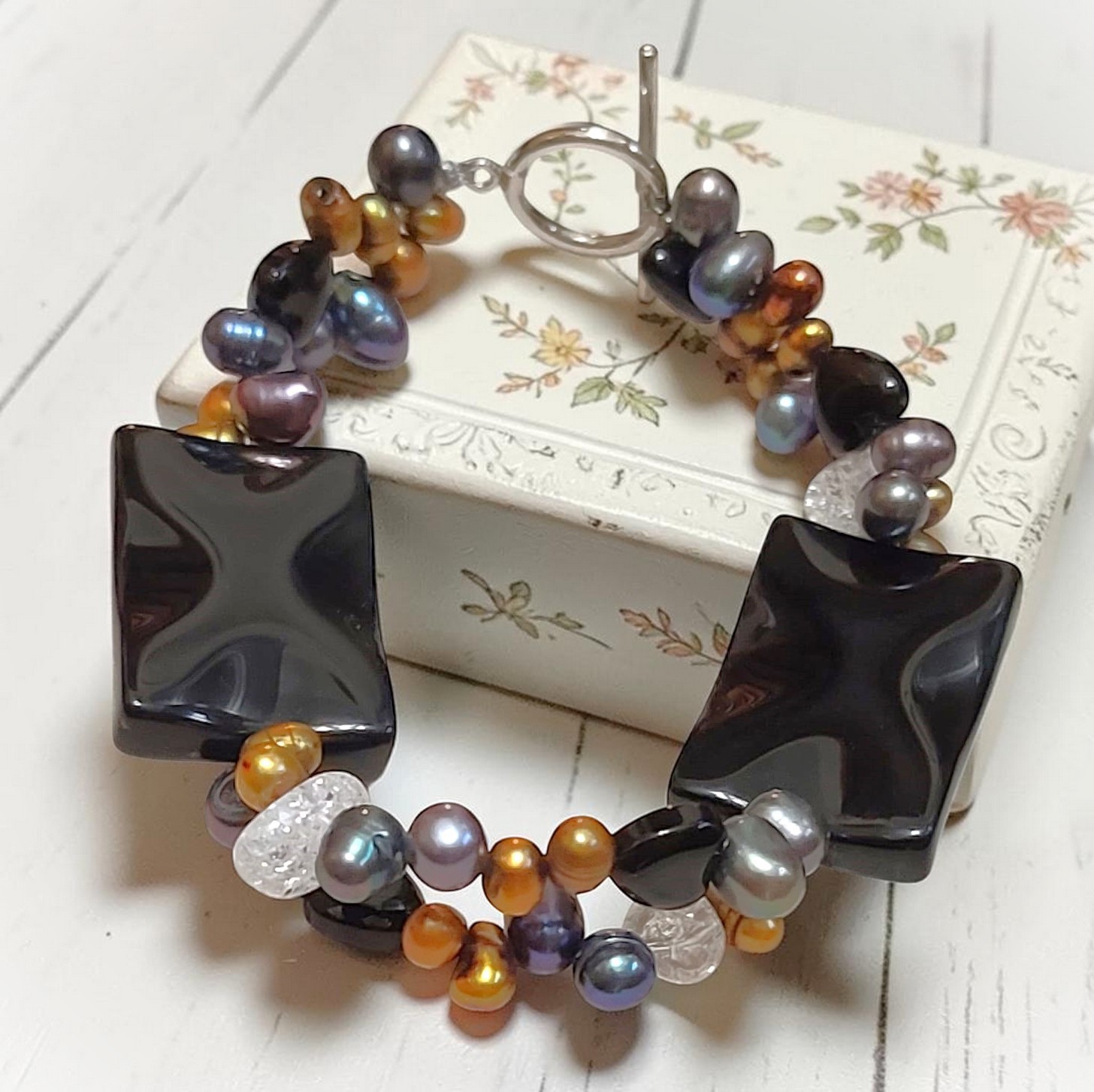 Gemstone chunky bracelet with Onyx and freshwater pearls two strand