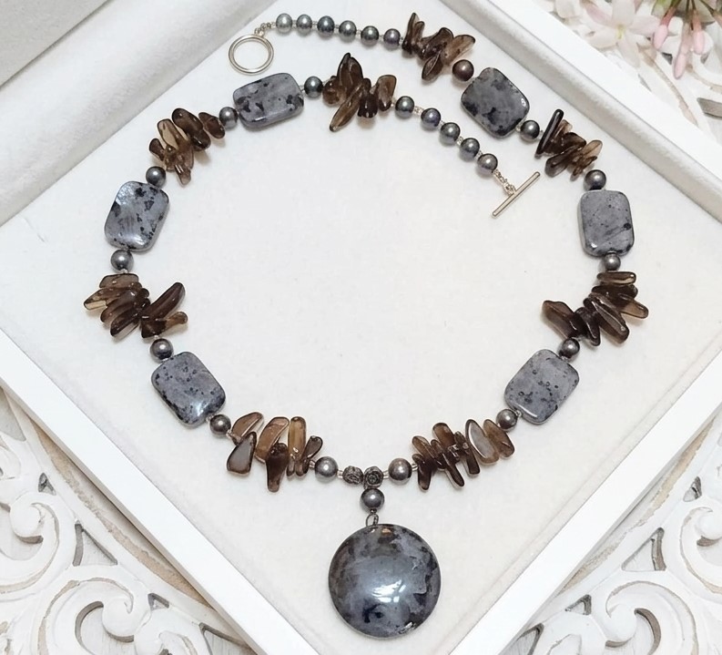 Tawny Crystal , Moonstone Gems and Pearls Penant Necklace