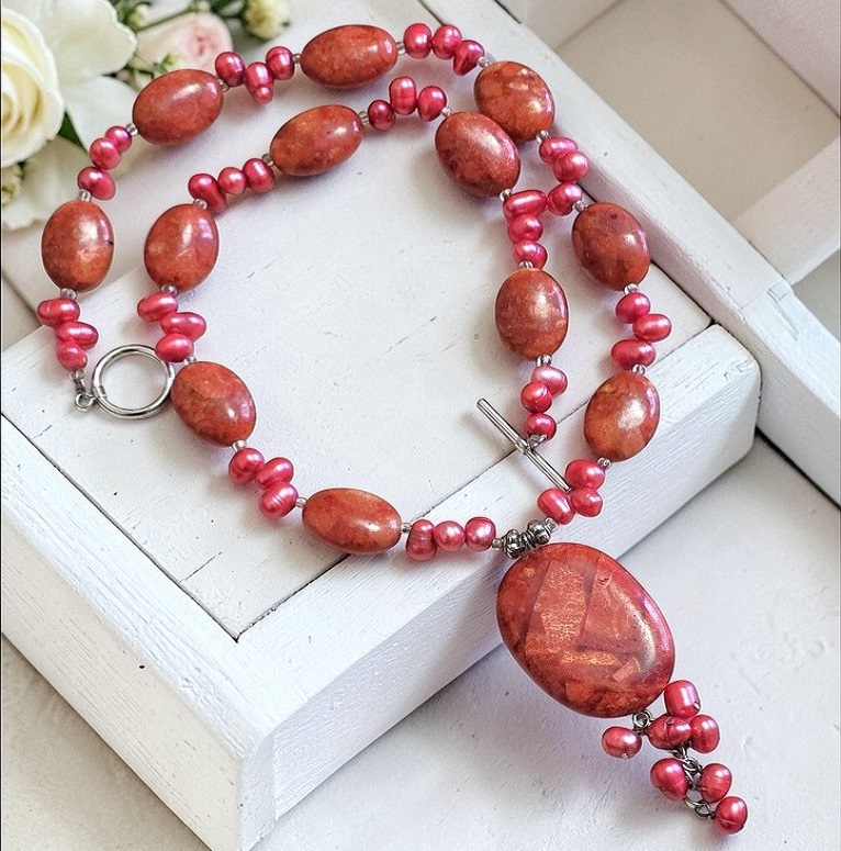 Coral and Dyed Freshwater Pearls Pendant Necklace