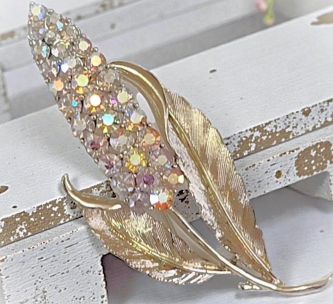 Aurora Rhinestones Wheat Grain Pin