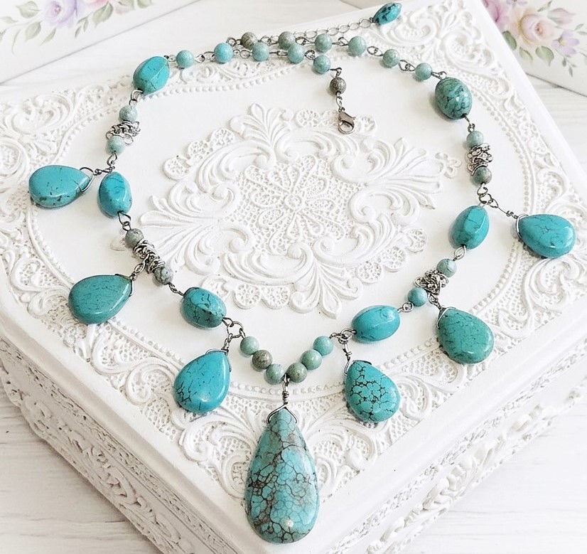 Turquoise howlite gemstone tear drop necklace
