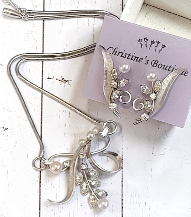 Krementz Vintage Designer Pearl & Rhinestone Necklace Earrings