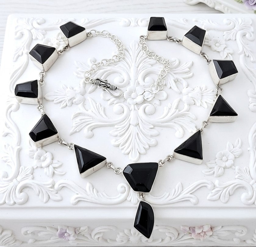 Black Onyx Gemstone Necklace set in 925 Sterling Silver