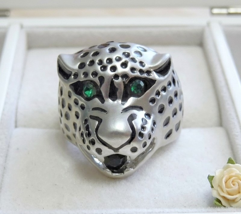 Leopard Ring with Green Rhinestone Eyes Size 9