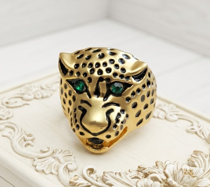 Leopard Ring with Green Rhinestone Eyes Size 8