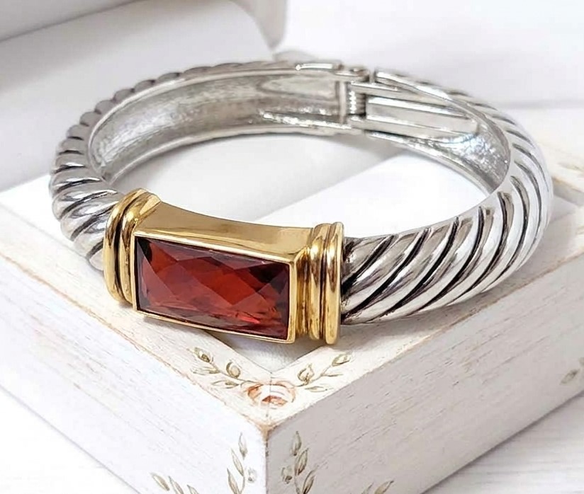 Center Red Rhinestone Cable Design Bracelet