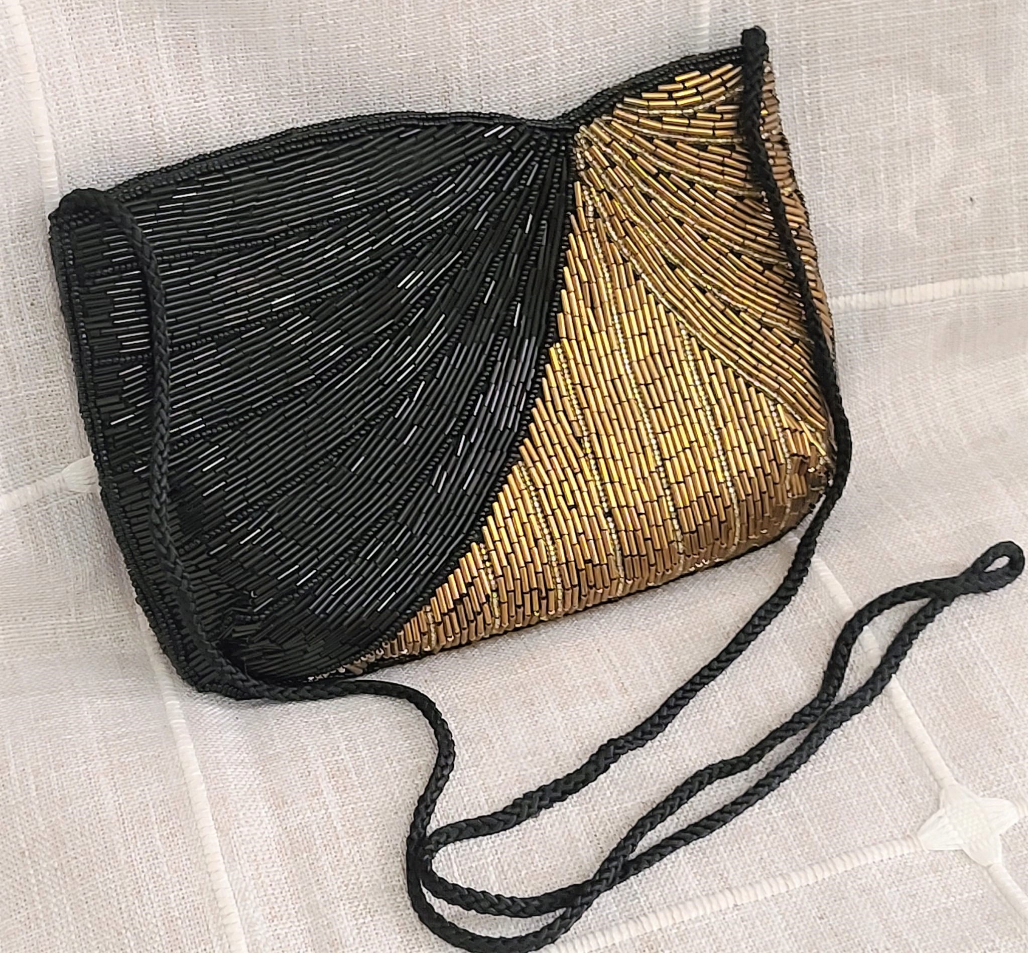 la regale black beaded purse