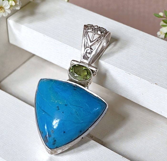Chrysocolla and Peridot Gemstone 925 Sterling Silver Pendant