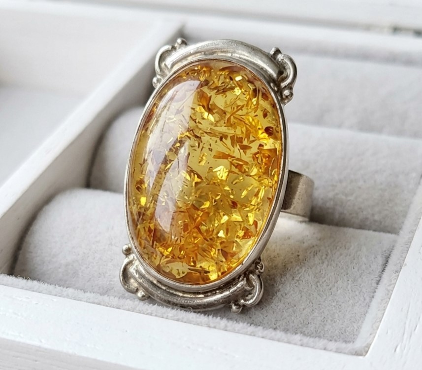 Amber Gemstone Ring in Sterling Silver Size 8 3/4"