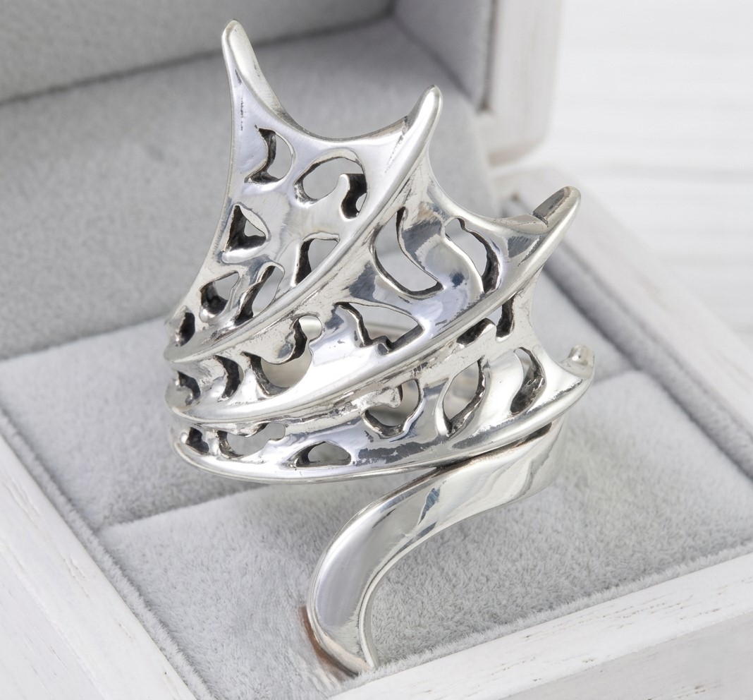 Sterling Silver Dragon Wing Ring Size 7