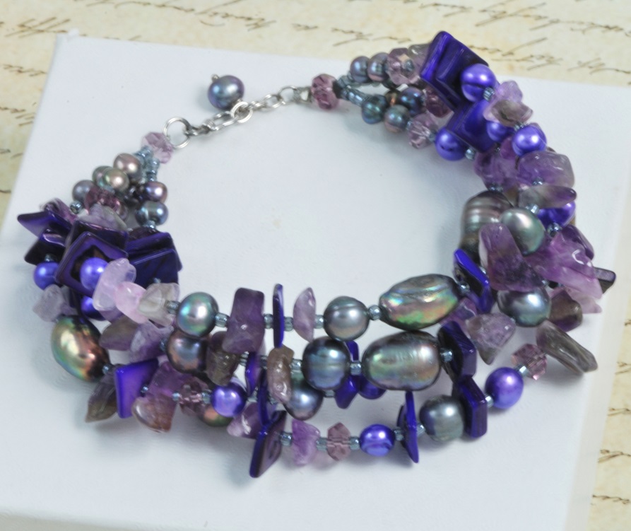 Amethyst Gemstones & Dyed Freshwater Pearls Bracelet