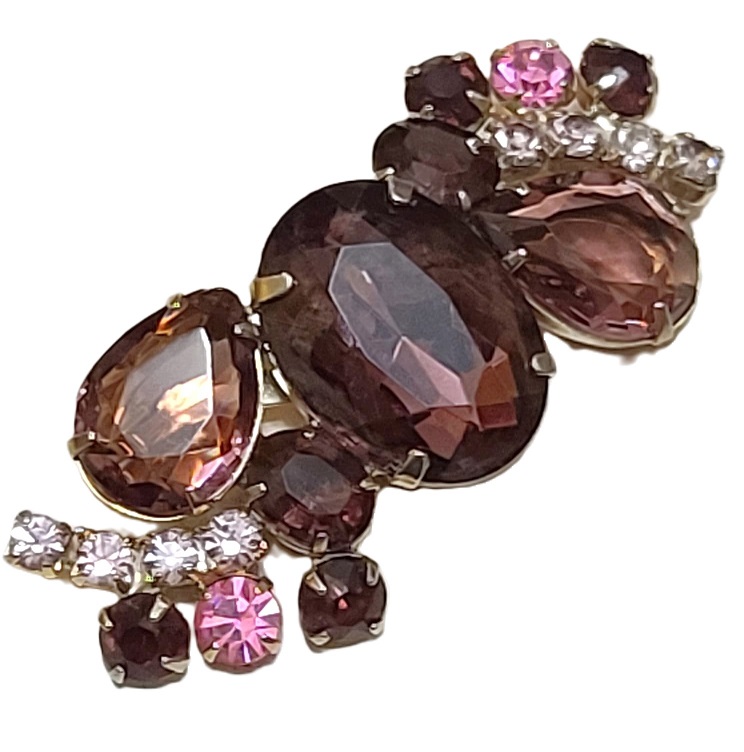 Vintage rhinestone pin, purple and pink rhinestones - Click Image to Close